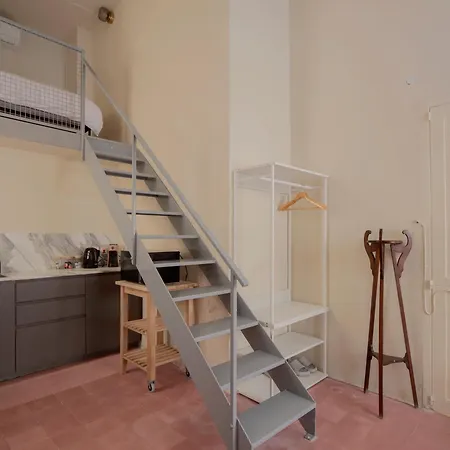 Appartement Charming In Historic Centre