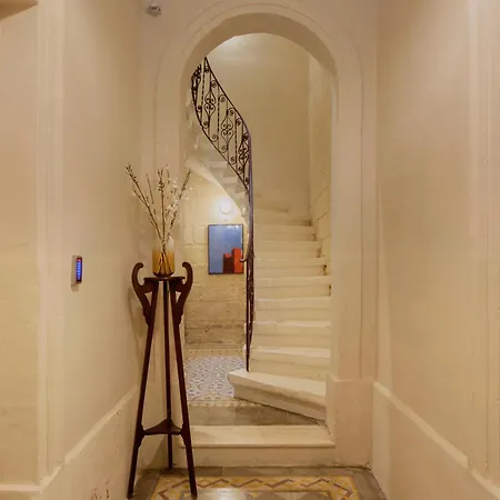 Charming In Historic Centre Appartement *