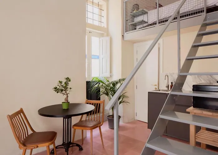 Charming In Historic Centre Apartament *