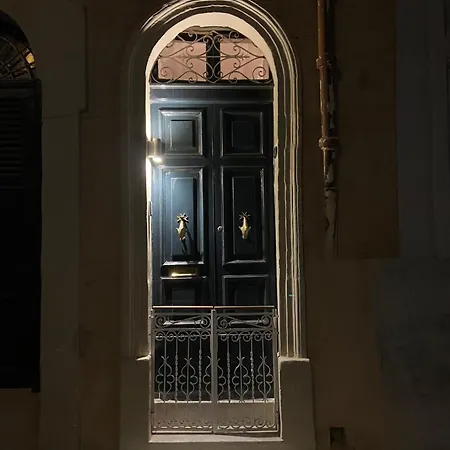 Charming In Historic Centre *